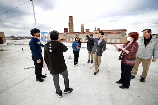 US High Schoolers Monitor Solar Storms with an Accessible Antenna Kit